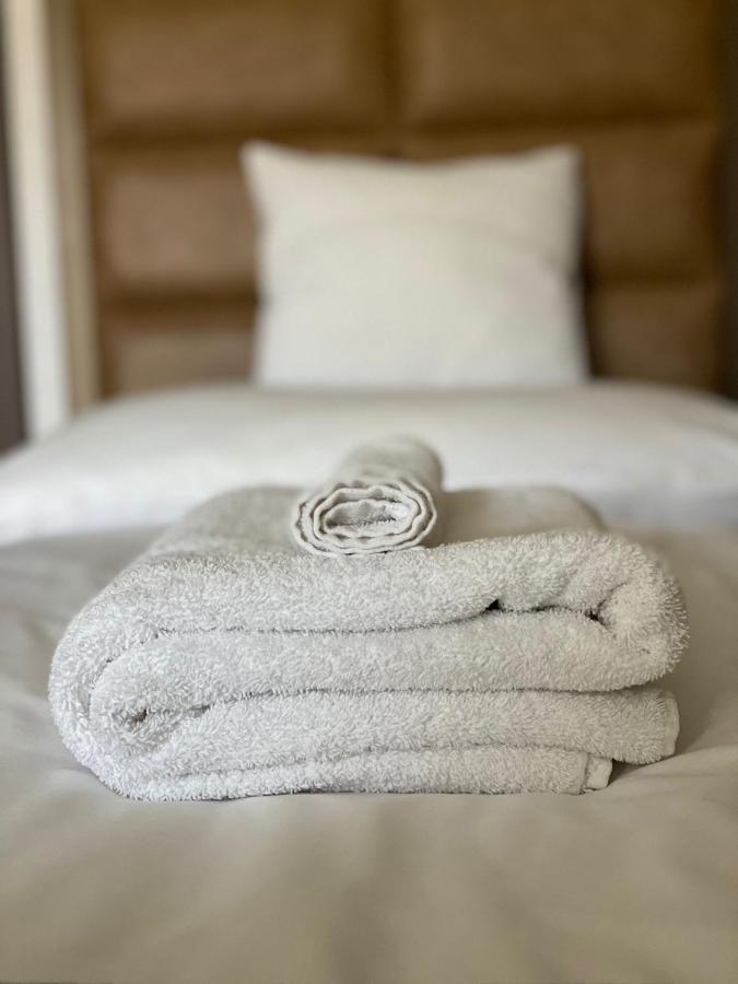 Blueline Motel Jászberény Εξωτερικό φωτογραφία