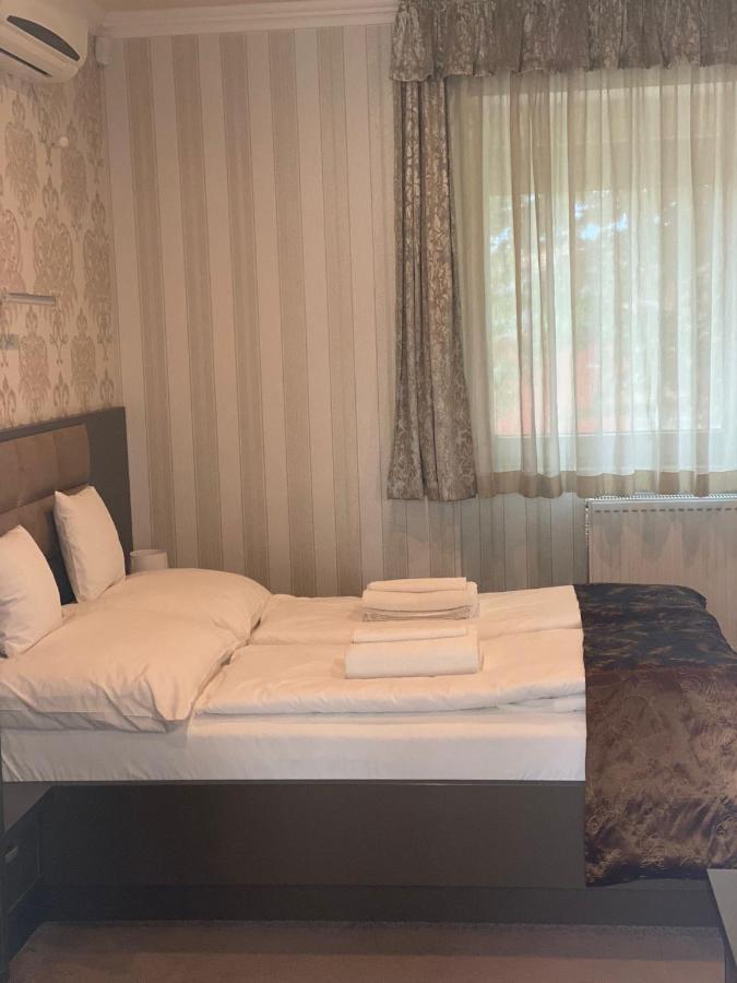 Blueline Motel Jászberény Εξωτερικό φωτογραφία