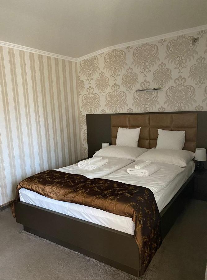 Blueline Motel Jászberény Εξωτερικό φωτογραφία