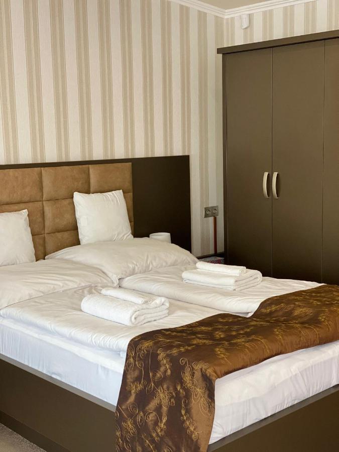 Blueline Motel Jászberény Εξωτερικό φωτογραφία