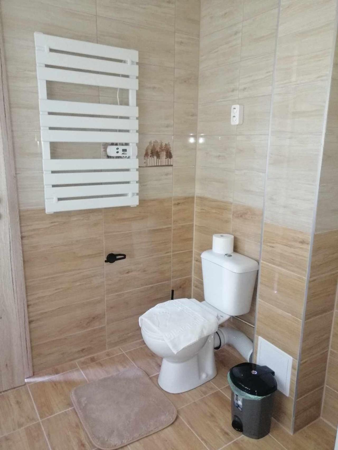 Blueline Motel Jászberény Εξωτερικό φωτογραφία