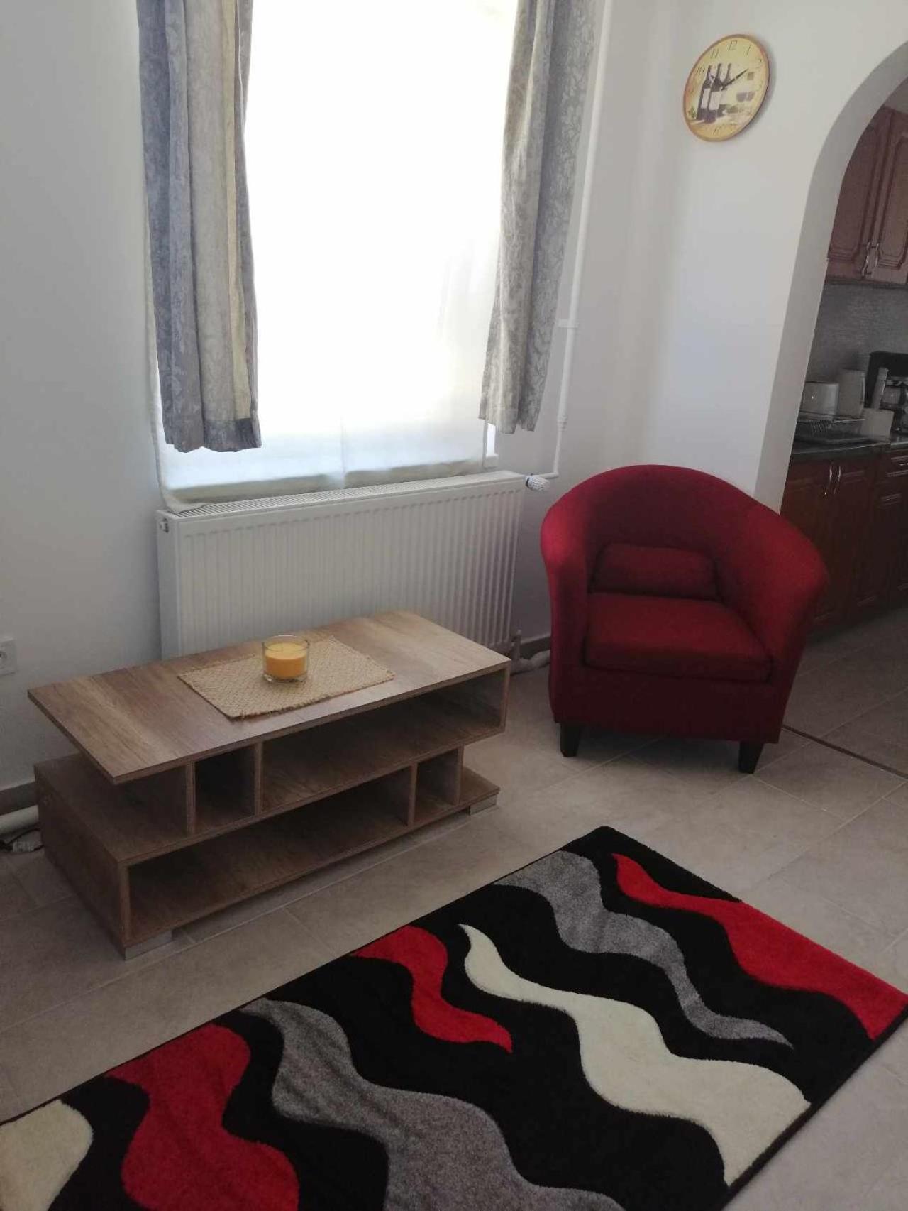 Blueline Motel Jászberény Εξωτερικό φωτογραφία